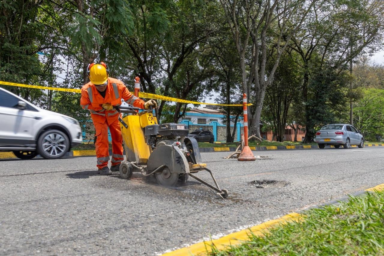 ¡El corredor de la 86 se recupera! Infraestructura llega con toda para terminar con los huecos