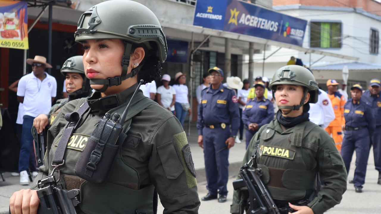 El sujeto que atacó a los policías recibió un comparendo por este mal comportamiento, luego fue llevado al hospital de Padilla donde recibió las respectivas curaciones.