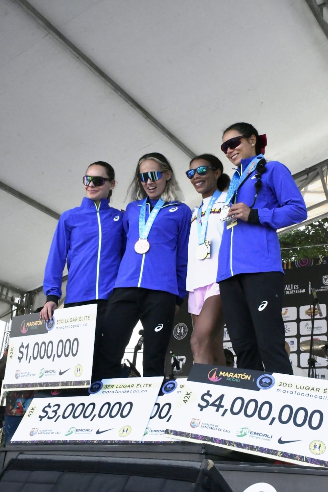 Ganadoras carrera 15 K mujeres, Maratón de Cali 2026
Primera: Muriel Coneo 6.000.000 de pesos
Segunda: Leidy Romero 4.000.000 de pesos
Tercera: Carolina Tabares 3.000.000 de pesos
Cuarta: María Fernanda Lontoya 2.000.000 de pesos
Quinta: Alexandra Aldana 1.000.000 de pesos