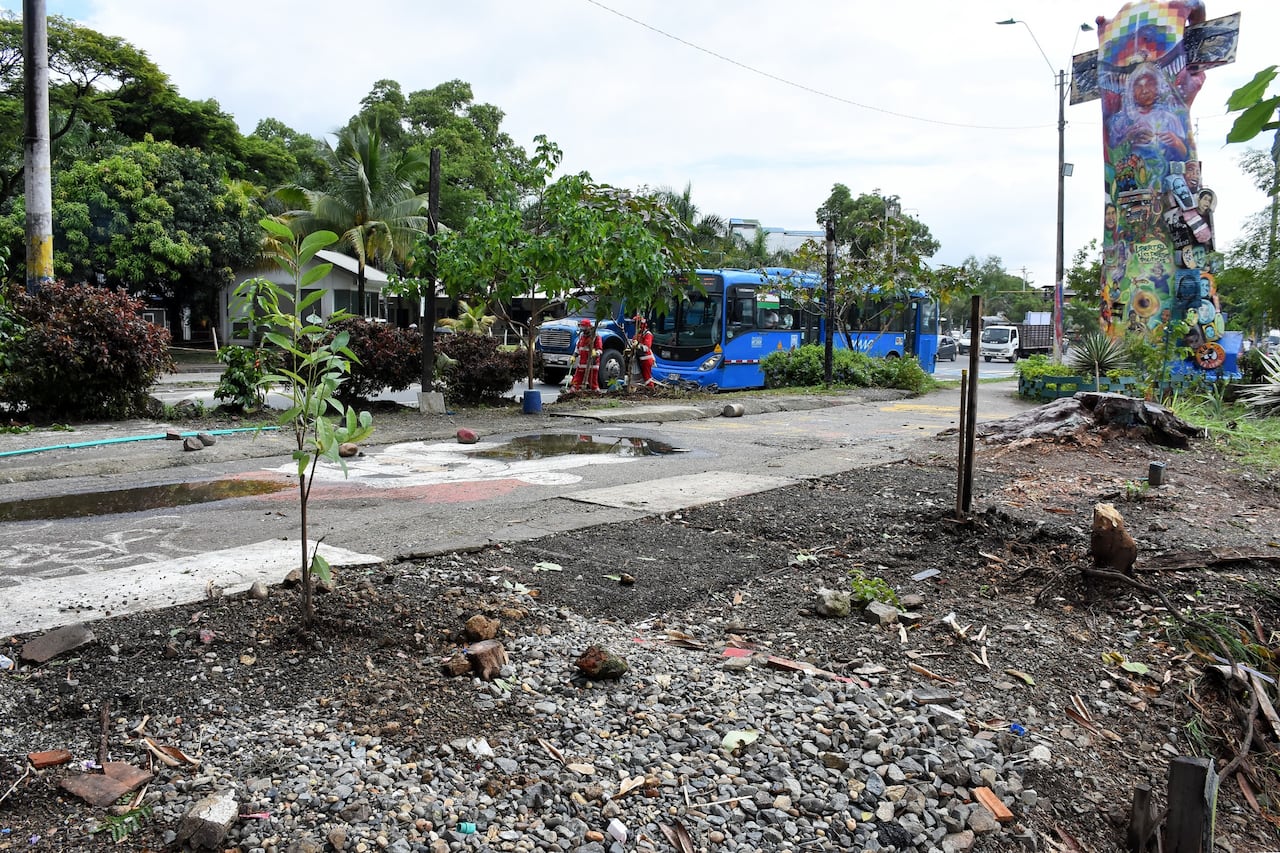Desmantelan casetas en puerto resistencia