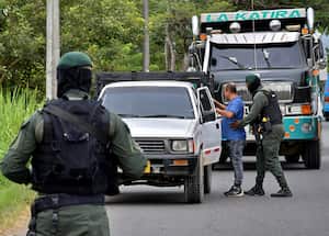 Luego de los dos atentados con granada en contra de la fuerza pública que se presentaron en menos de 24 horas en Jamundí, las autoridades anunciaron el fortalecimiento de los patrullajes en el municipio para garantizar la seguridad. Fotos Raúl Palacios / El País / 21 de Julio del 2023 Cali.