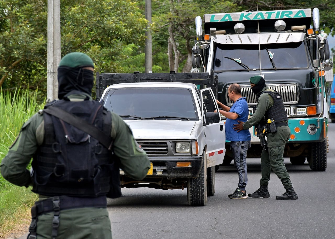 Luego de los dos atentados con granada en contra de la fuerza pública que se presentaron en menos de 24 horas en Jamundí, las autoridades anunciaron el fortalecimiento de los patrullajes en el municipio para garantizar la seguridad. Fotos Raúl Palacios / El País / 21 de Julio del 2023 Cali.