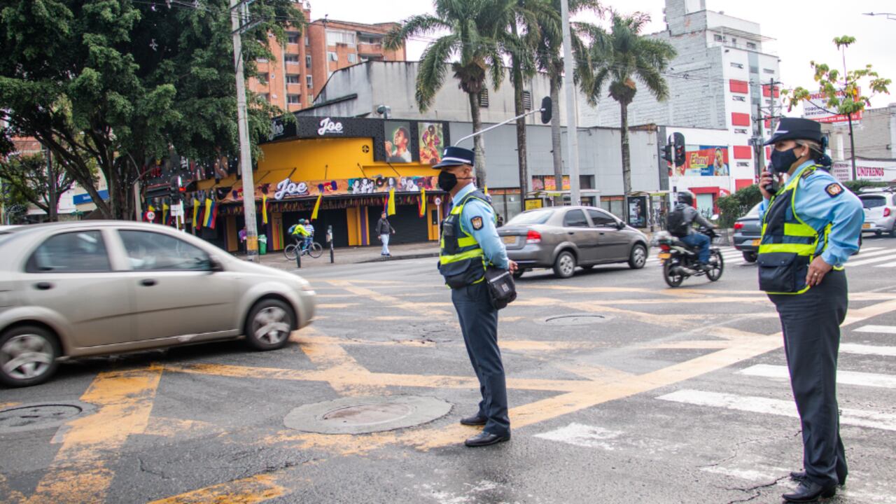 Vigilancia del pico y placa en Medellín.