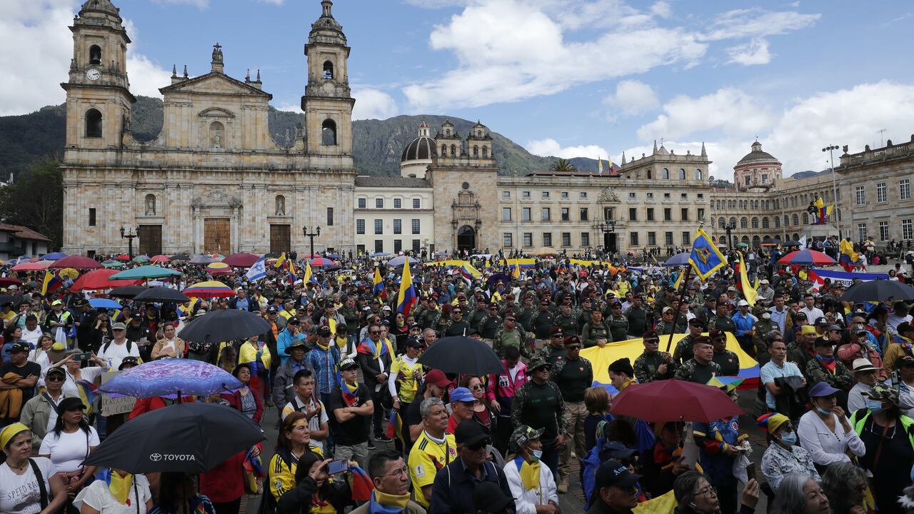 Marchas en Bogotá: la protesta antipetrista fue citada por retirados del Ejército.