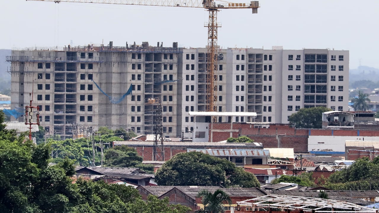 Construcción de vivienda en Cali