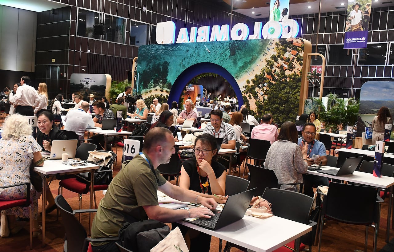 Economía: Macro Rueda Negocios de Turismo de Naturaleza en el Centro de Convenciones del Pacífico. Foto José L Guzmán. EL País