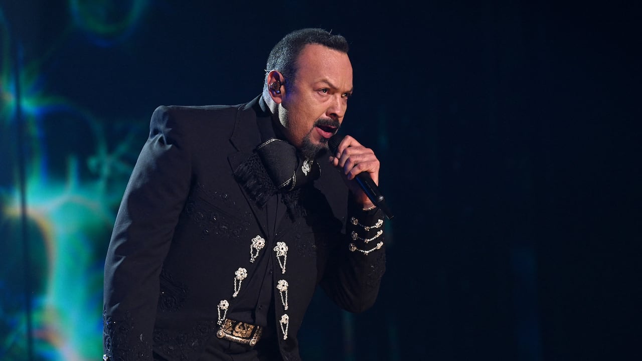 Pepe Aguilar canta en Premio Lo Nuestro en Miami, Florida.
Ivan Apfel/Getty Images/AFP (Photo by Ivan Apfel / GETTY IMAGES NORTH AMERICA / Getty Images via AFP)