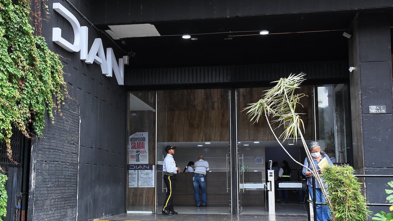 Entrevista Director y Feria de Servicios de la DIAN Seccional Cali.