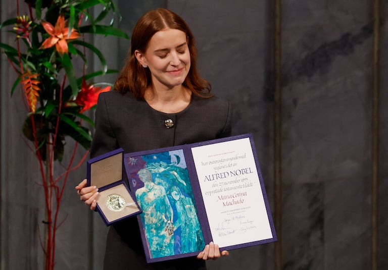 Ana Corina Sosa, hija de María Corina recibirá el premio en nombre de su progenitora.
