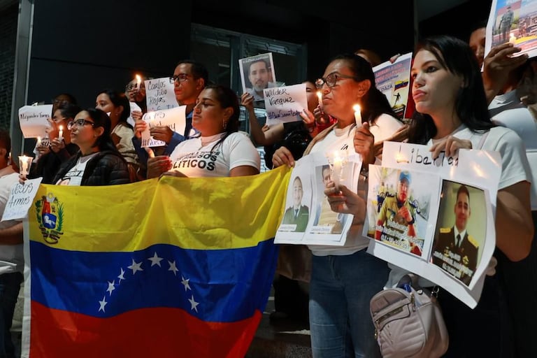 Exigen liberación de presos políticos en Venezuela.