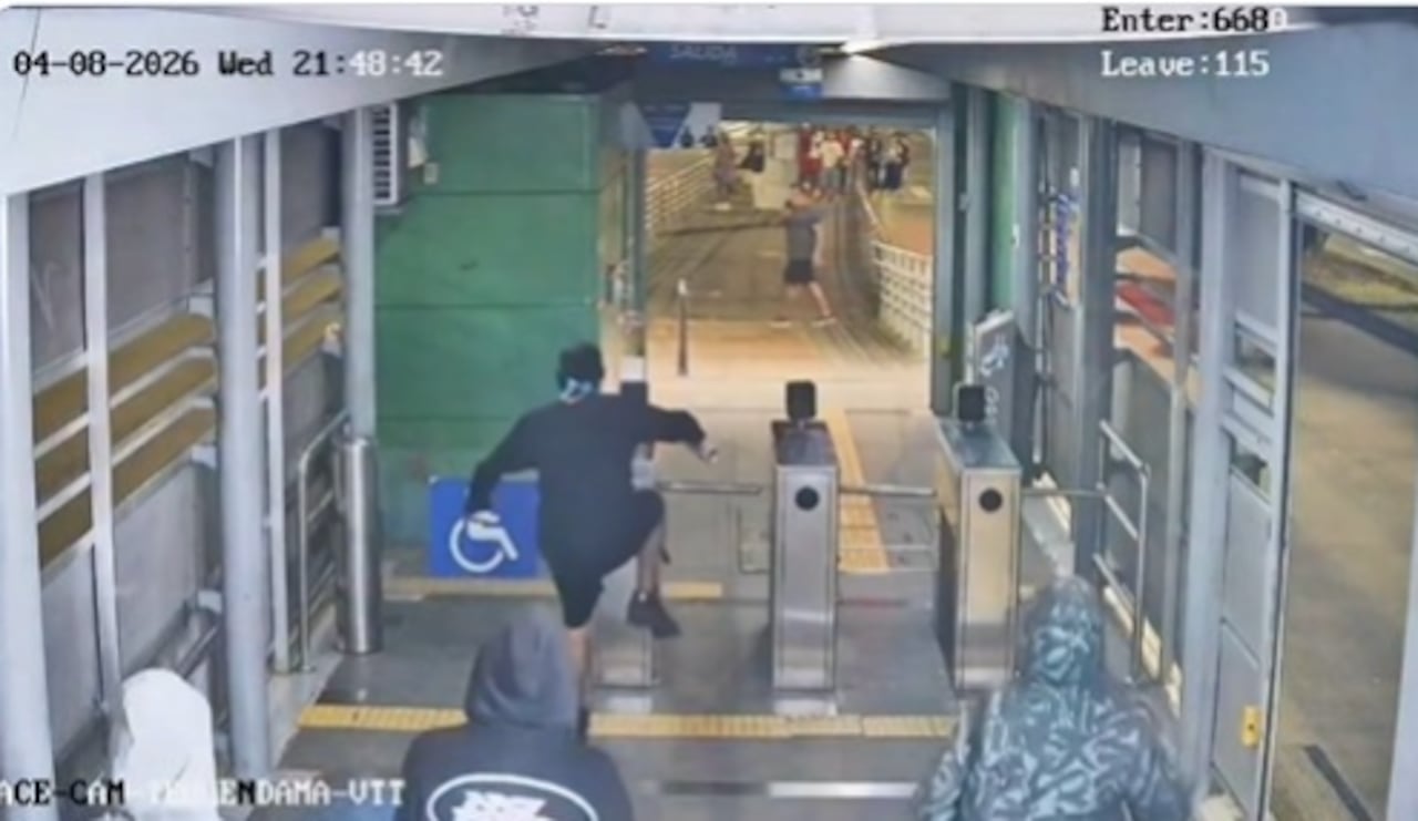 Vandalizan estaciones del MIO en Cali.