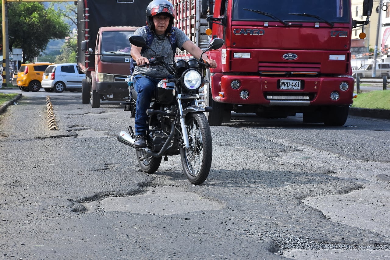 Vía en Mal estado Calle 34 con Avenida 2 NORTE