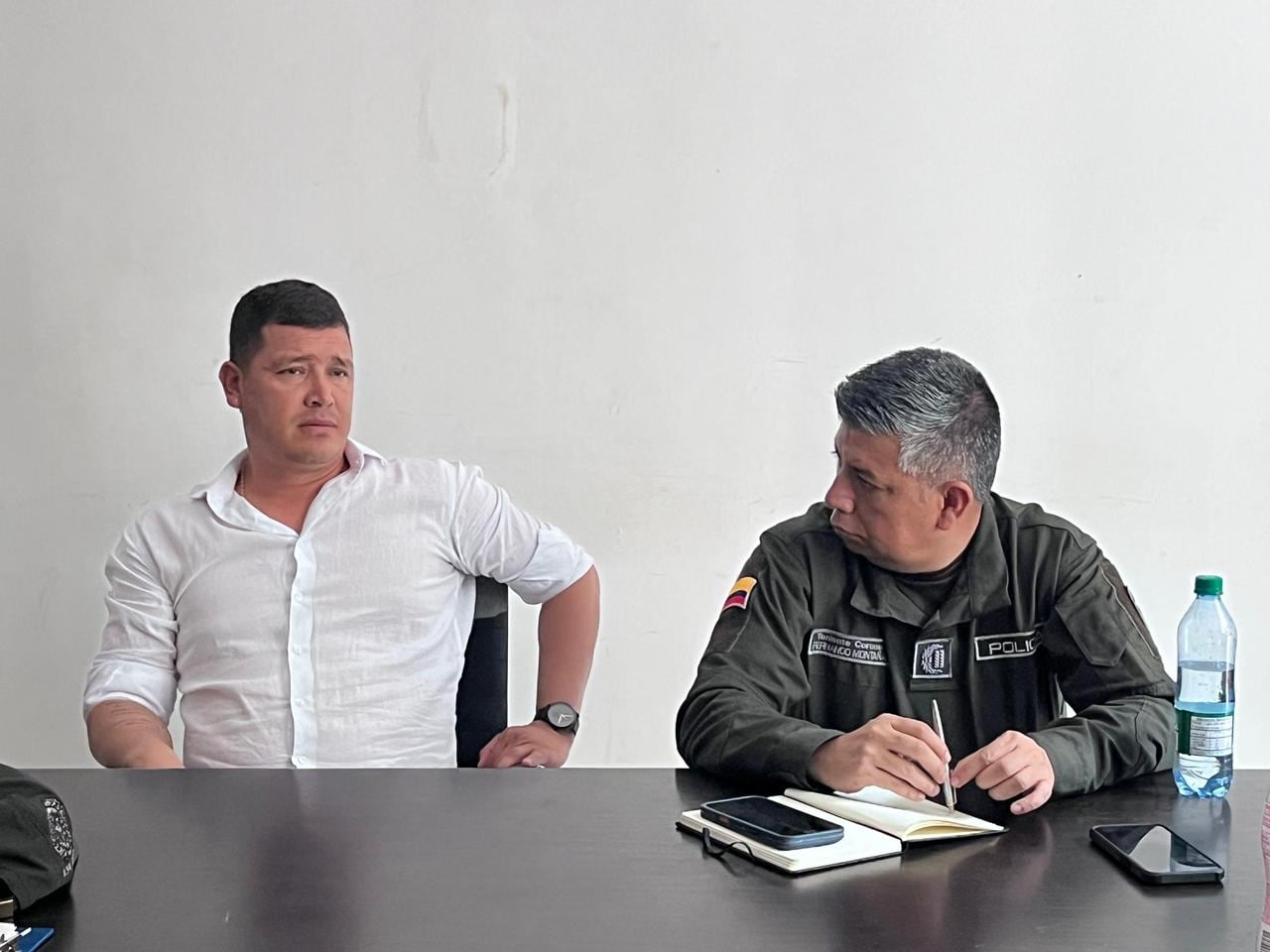 Autoridades del Valle del Cauca realizaron un consejo extraordinario de seguridad en Toro tras los recientes hechos violentos que dejaron tres personas asesinadas.