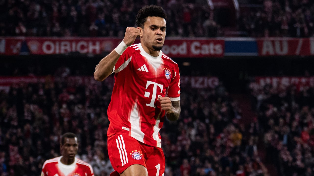 Luis Díaz celebra su gol contra el Borussia Monchengladbach.