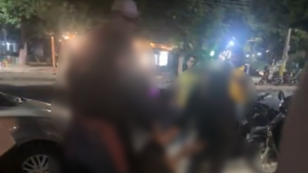 Toda la agresión fue grabada en un video.
