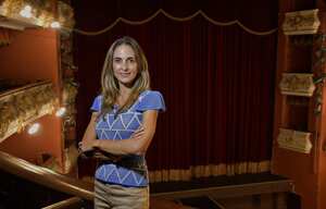 Liliana Arias Tobón, actual directora del Teatro Municipal. Es economista de la Universidad de los Andes y una especialización en Responsabilidad. Social y Empresarial de la Universidad del Externado de Colombia. Fotos Raúl Palacios / El Pais.