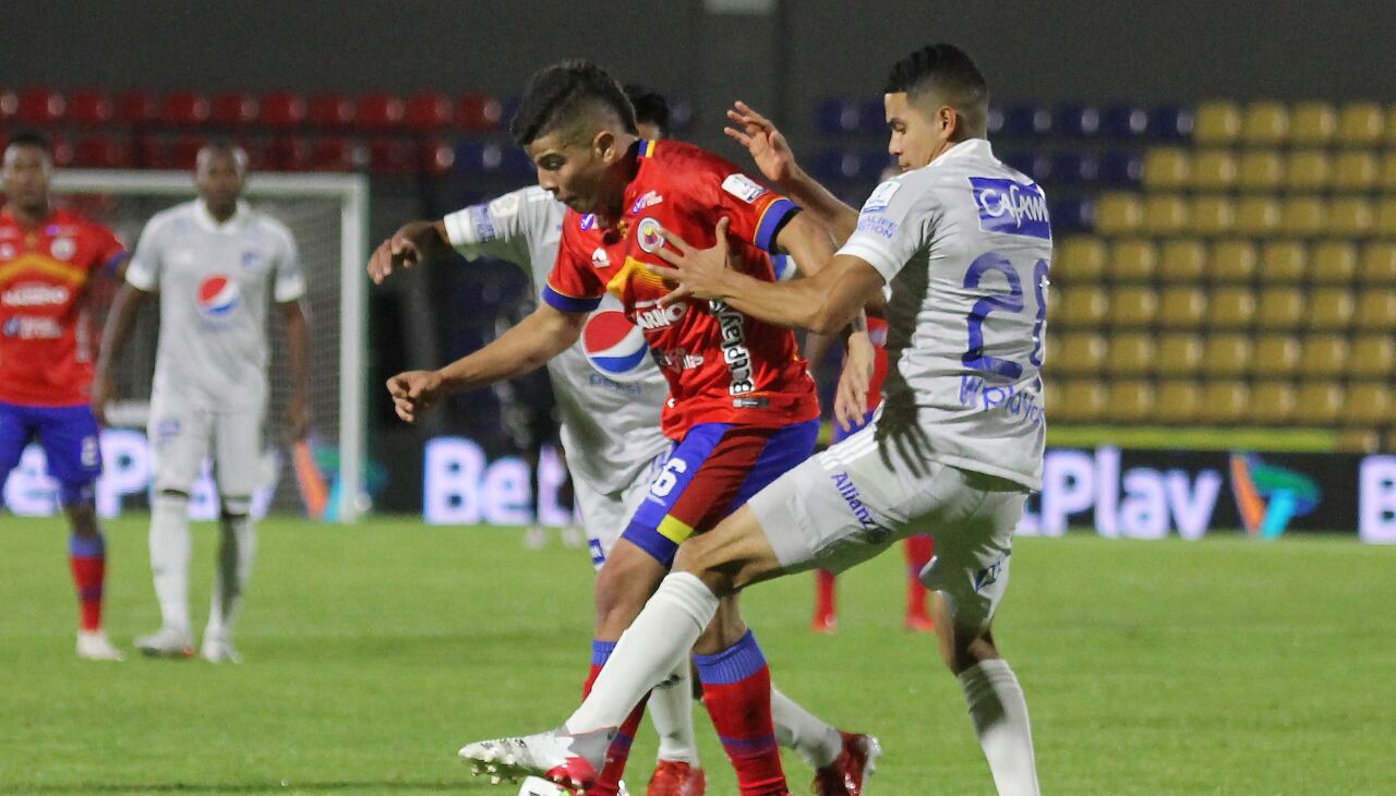 Los azules pegaron fuerte en su visita al Pasto.