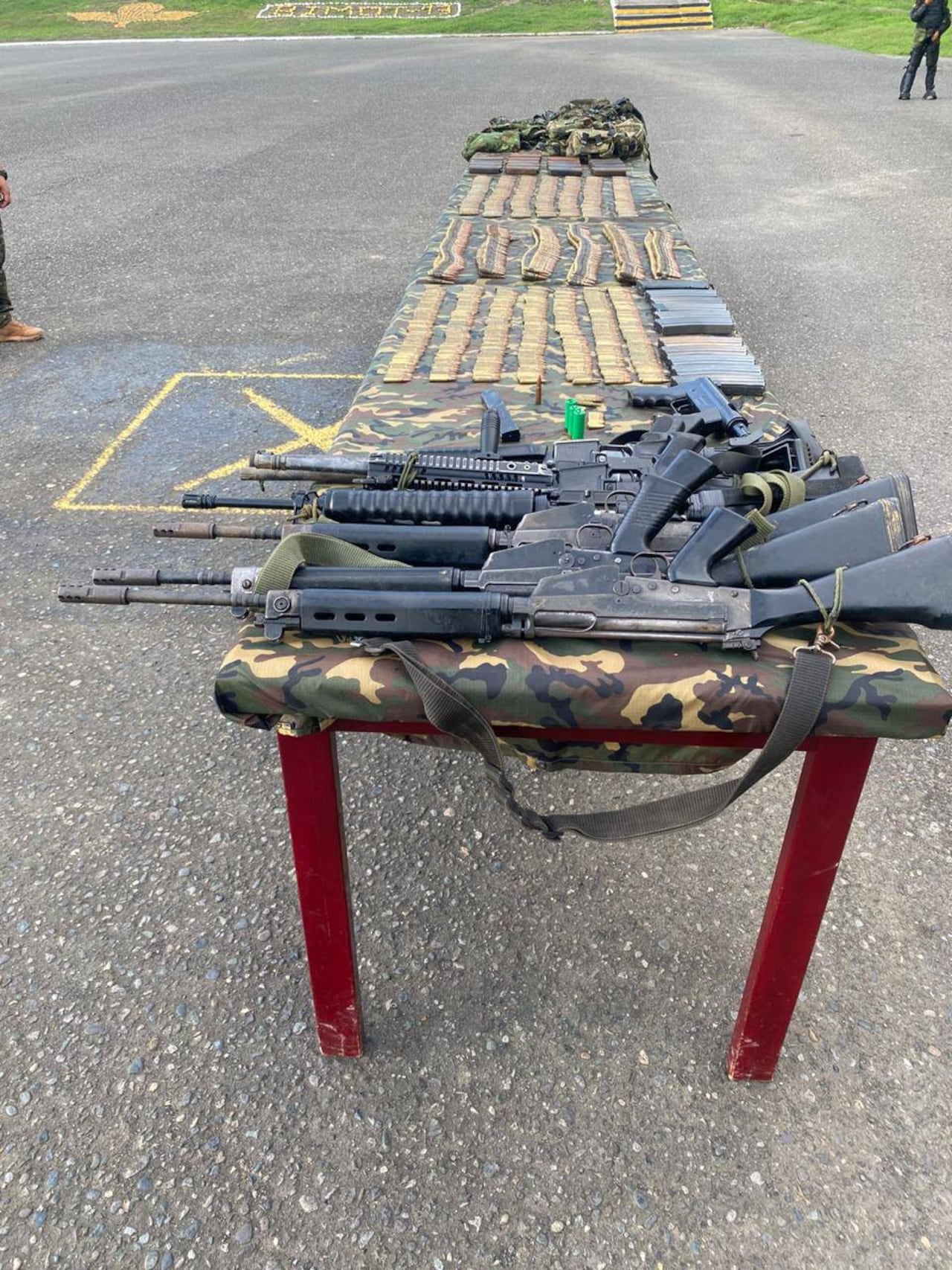 Las autoridades ecuatorianas reforzaron los controles en la zona limítrofe con el departamento colombiano de Nariño tras la captura de alias “Camilo”, señalado cabecilla del grupo.