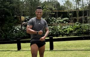 Fredy Guarín exhibe su cambio físico con orgullo, demostrando que está pasando por un momento muy feliz de su vida.