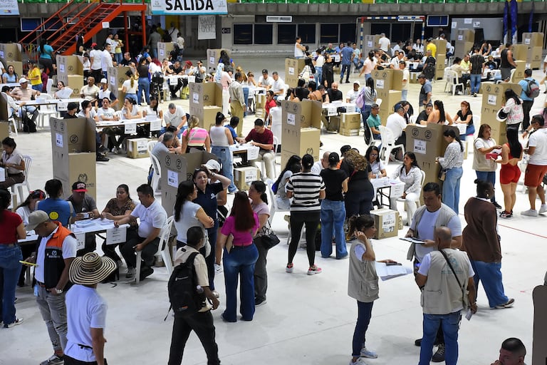Elecciones Presidenciales Segunda Vuelta Coliseo del Pueblo