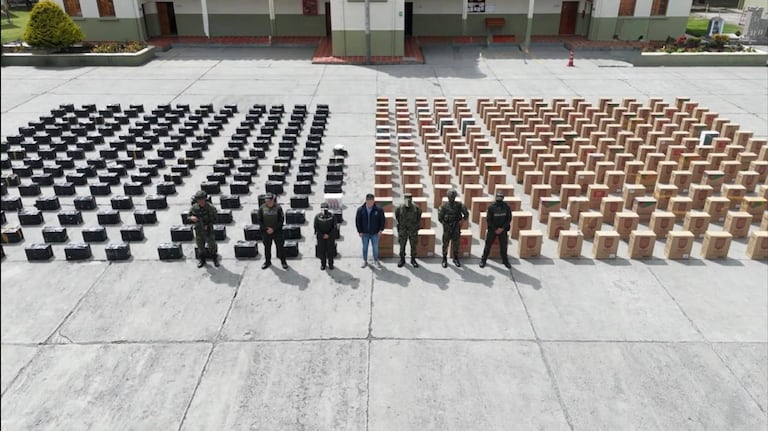 Las autoridades incautaron un cargamento de cigarrillos que salía de forma irregular del país hacia Perú y Ecuador.