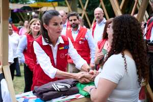 CALI, COLOMBIA - JUNE 14: Queen Letizia of Spain (L) visits visit an indigenous garden workshop during the second day of her trip to Colombia on June 14, 2023 in Cali, Colombia. Queen Letizia of Spain makes a three-day trip to Colombia to learn about various projects in which Spanish cooperation works in the country. This is the eighth trip that Queen Letizia of Spain has made to give visibility to the programs that Spanish cooperation develops in areas considered priority. (Photo by Carlos Alvarez/Getty Images)