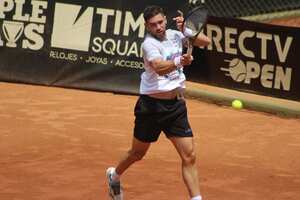 El tenista argentino Guido Andreozzi durante un partido en el DirecTv Open de tenis en Cali.