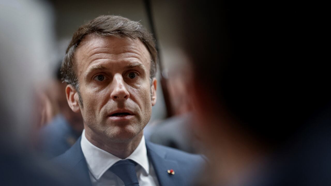 El mandatario de Francia, Emmanuel Macron, sigue perdiendo popularidad en su país.