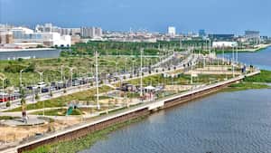 El Gran Malecón es un espacio público multipropósito, ubicado sobre la ribera del río Magdalena.