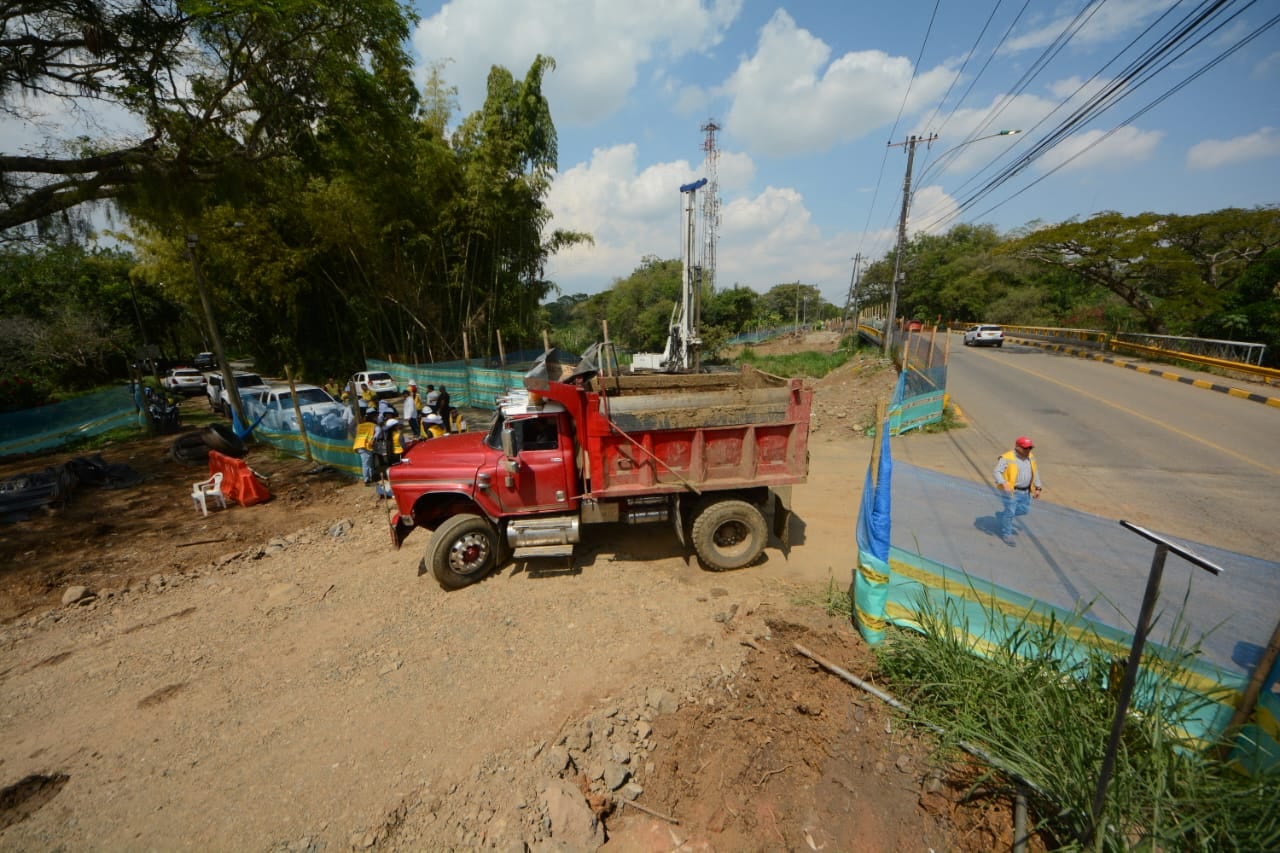 Las obras de la Avenida Cañasgordas se ejecutan en seis frentes de trabajo de manera simultánea.