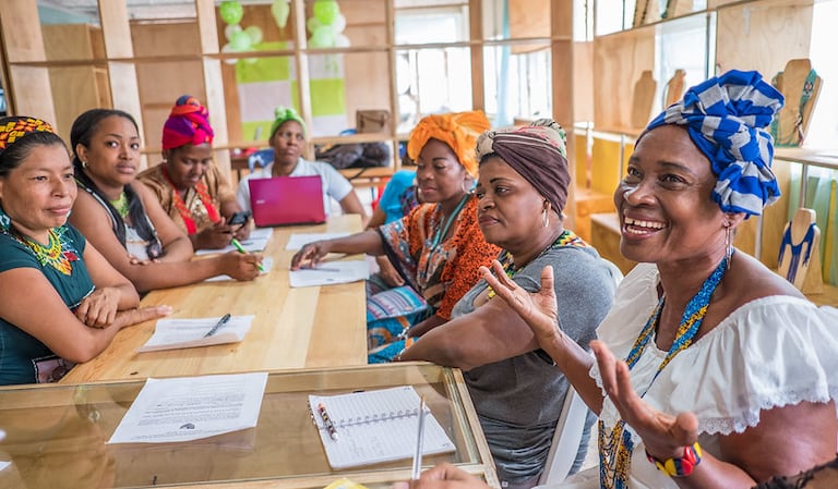 Para la Fundación WWB Colombia, la investigación tiene un propósito definido: cerrar las brechas de desigualdad que afectan a las mujeres.