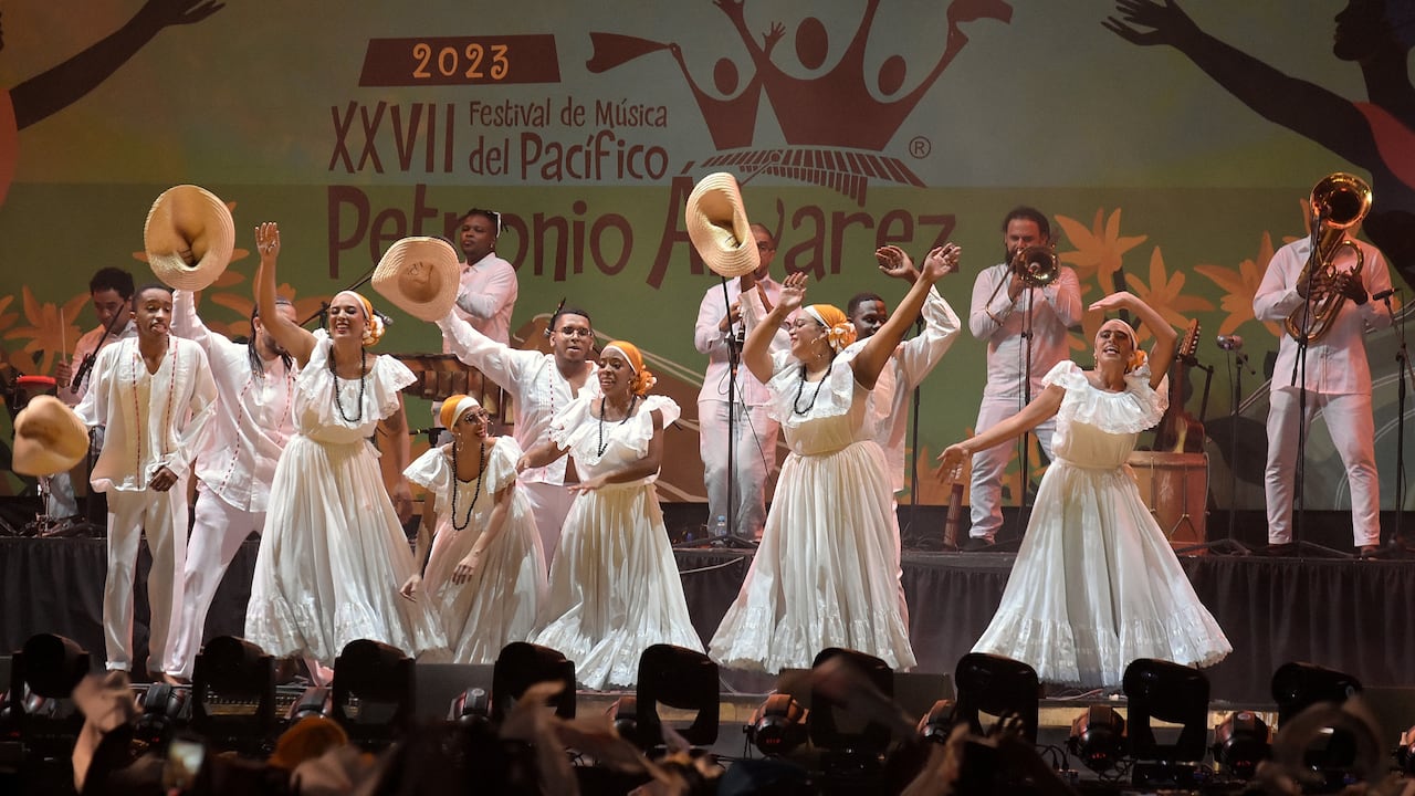 XXVII Festival de Música del Pacífico Petronio Álvarez.