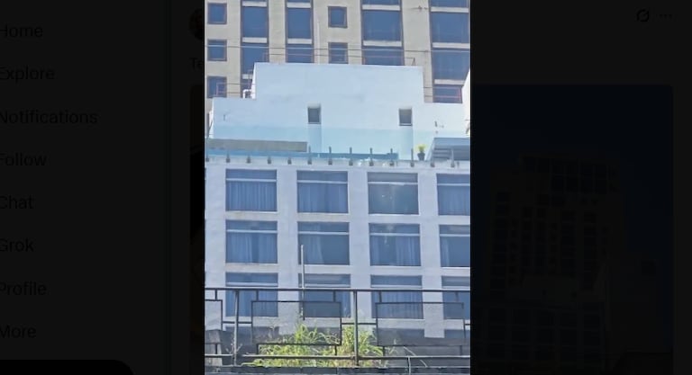 Piscina infinita ubicada en un alto edificio fue desocupada por el fuerte movimiento telúrico.