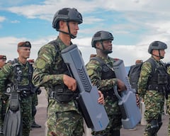 Para esta niciativa fue creado un equipo multi disciplinario de las Fuerzas Militares y la Policía Nacional.