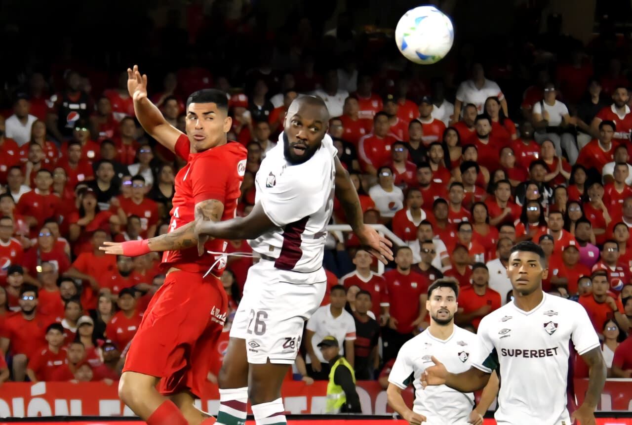 Copa sudamericana entre América VS Fluminense. En octavos de final.