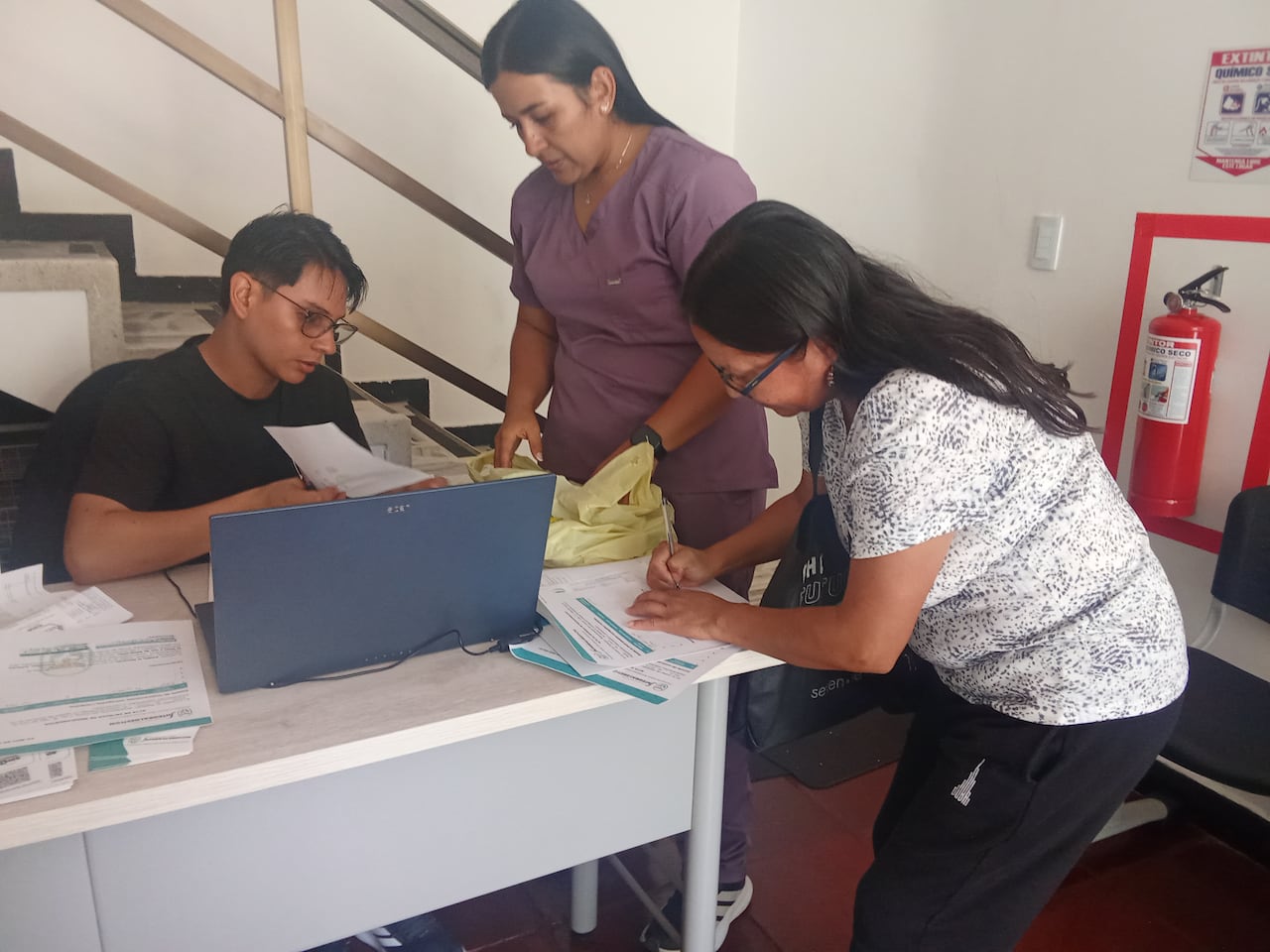 La iniciativa solidaria es ahora un apoyo para muchos usuarios de la Nueva EPS que denuncian dificultades para recibir sus fórmulas médicas.