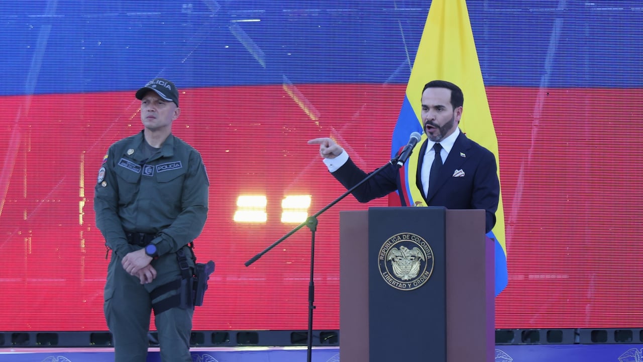 DISCURSO EN EL BATALLÓN PICHINCHA