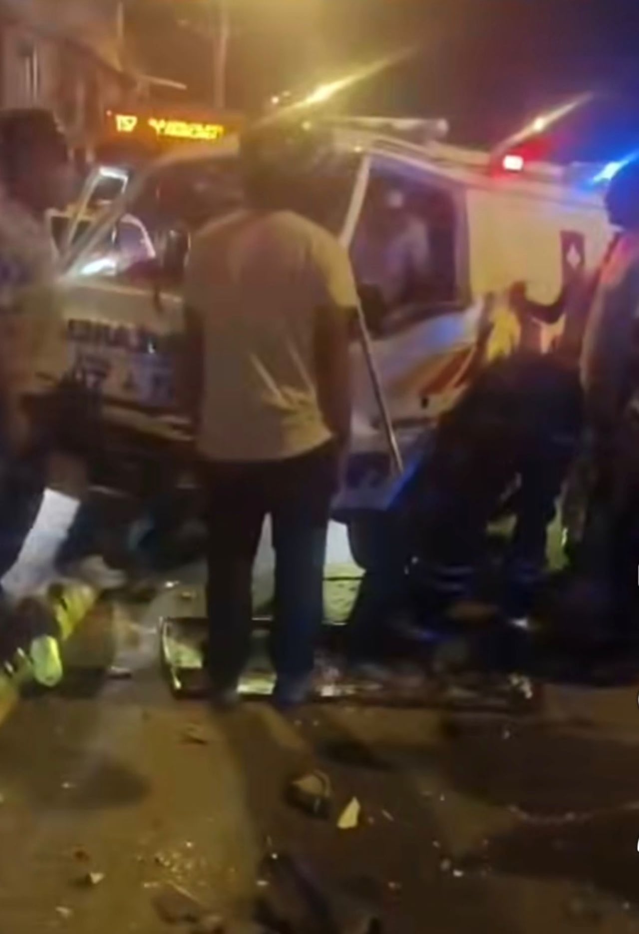 Reportan choque de tres ambulancias en Cali cuando iban a auxiliar a motociclista herida