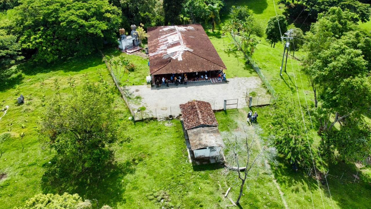 Los predios 'La Lorena', de 314 hectáreas, y 'La Gloria', de 222 hectáreas, se encuentran ubicados en el municipio de Zarzal, Valle del Cauca.