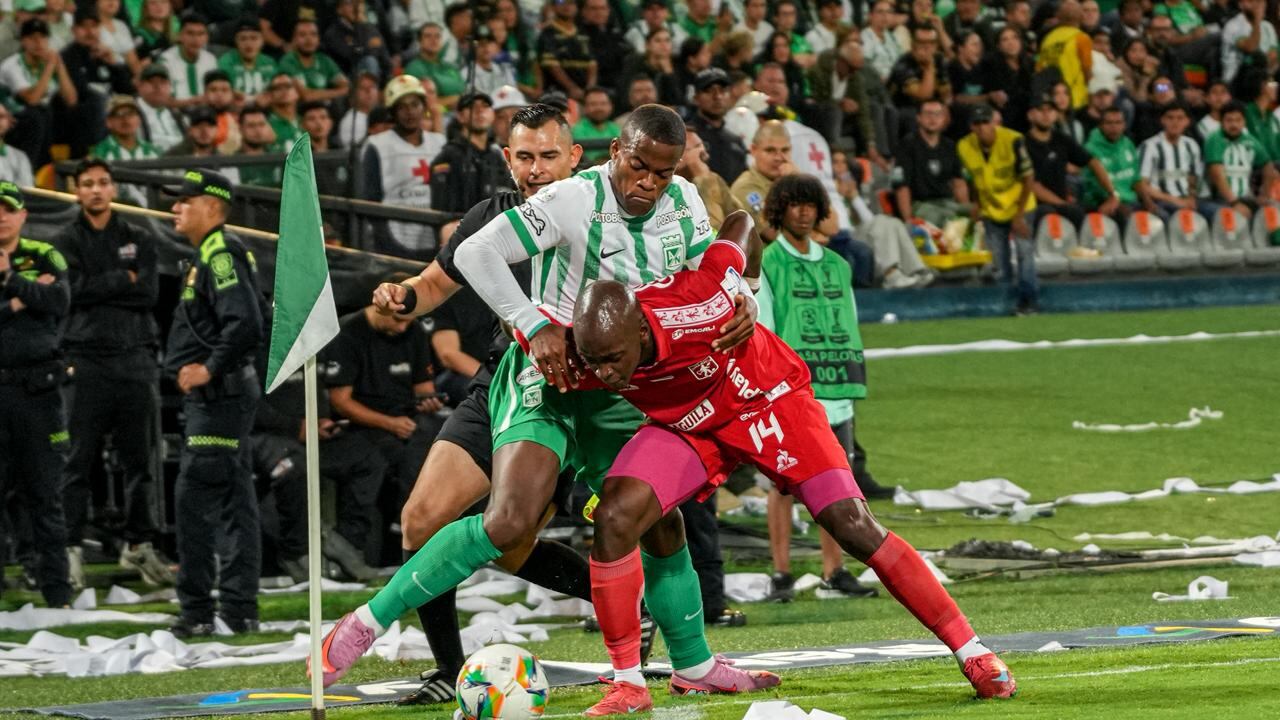 Imagen del partido entre Atlético Nacional y América de Cali por la fecha 1 del Grupo A de los cuadrangulares semifinales del segundo semestre de la Liga Colombiana 2025.