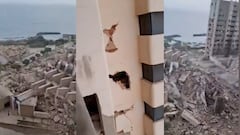 Edificios en La Guaira, Venezuela, colapsados tras sismo.