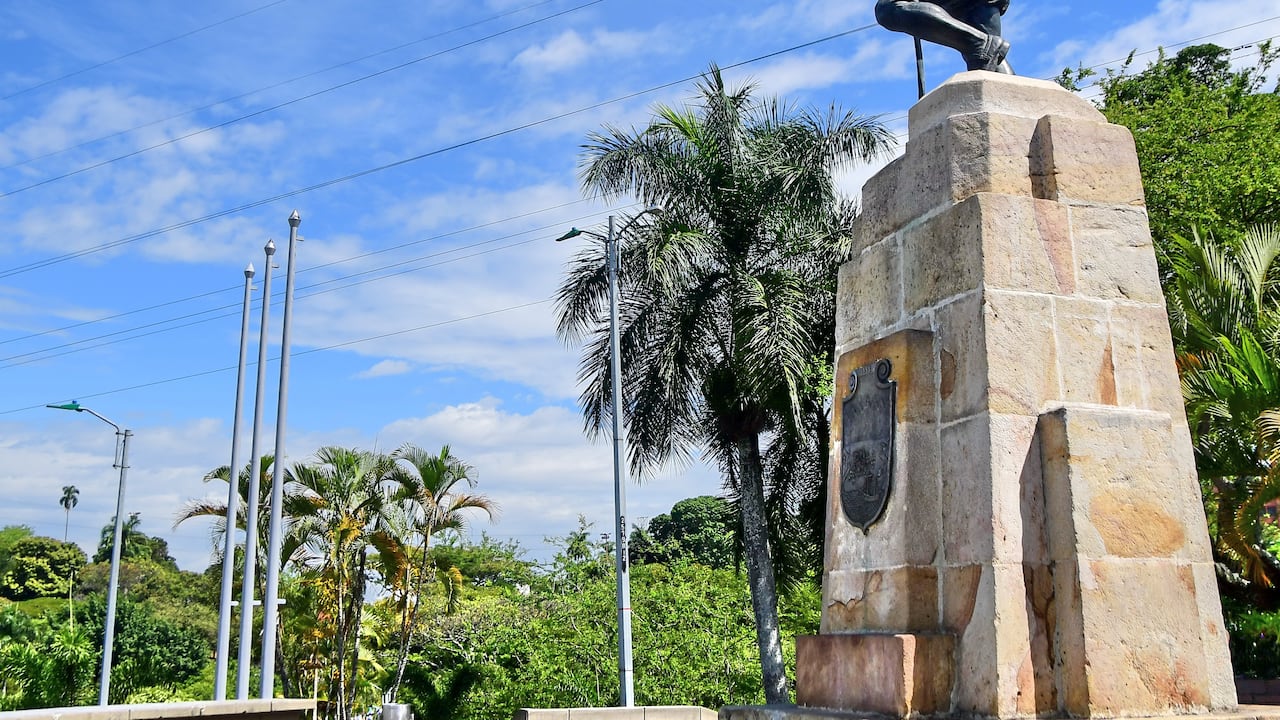 El monumento a Sebastián de Belalcázar se encuentra en Santiago de Cali, capital del Valle del Cauca, Colombia. El conquistador español Sebastián de ... Foto Wirman Rios