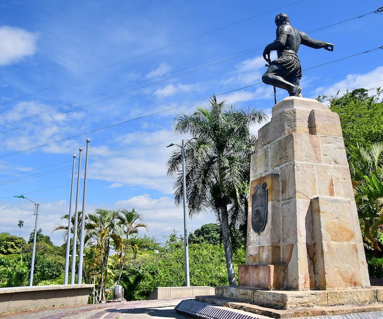 El monumento a Sebastián de Belalcázar se encuentra en Santiago de Cali, capital del Valle del Cauca, Colombia. El conquistador español Sebastián de ... Foto Wirman Rios