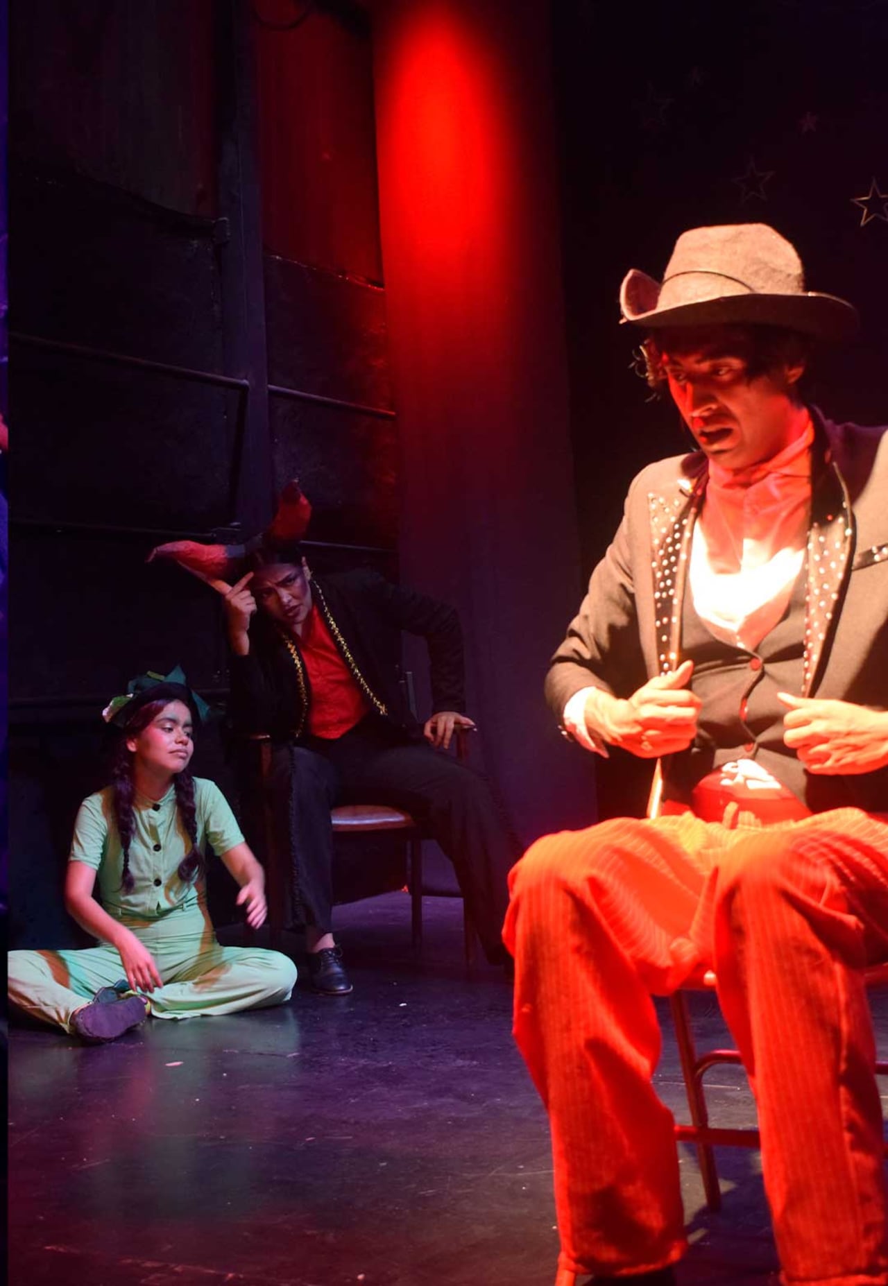 El teatro forma parte de Proyecto Oriente, con una variada oferta cultural.