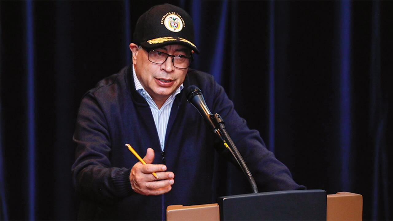 El 38,1 por ciento señaló que la gestión del presidente Gustavo Petro es buena o excelente.