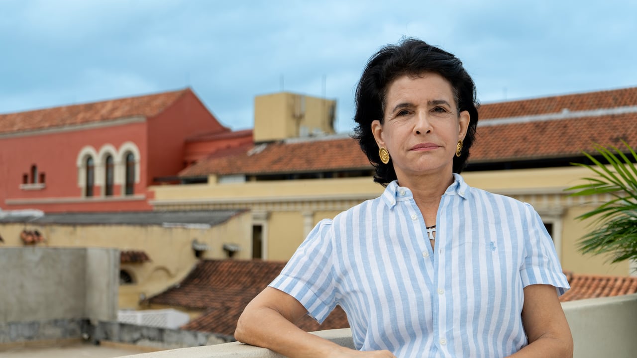 Adelina Covo
Escritora