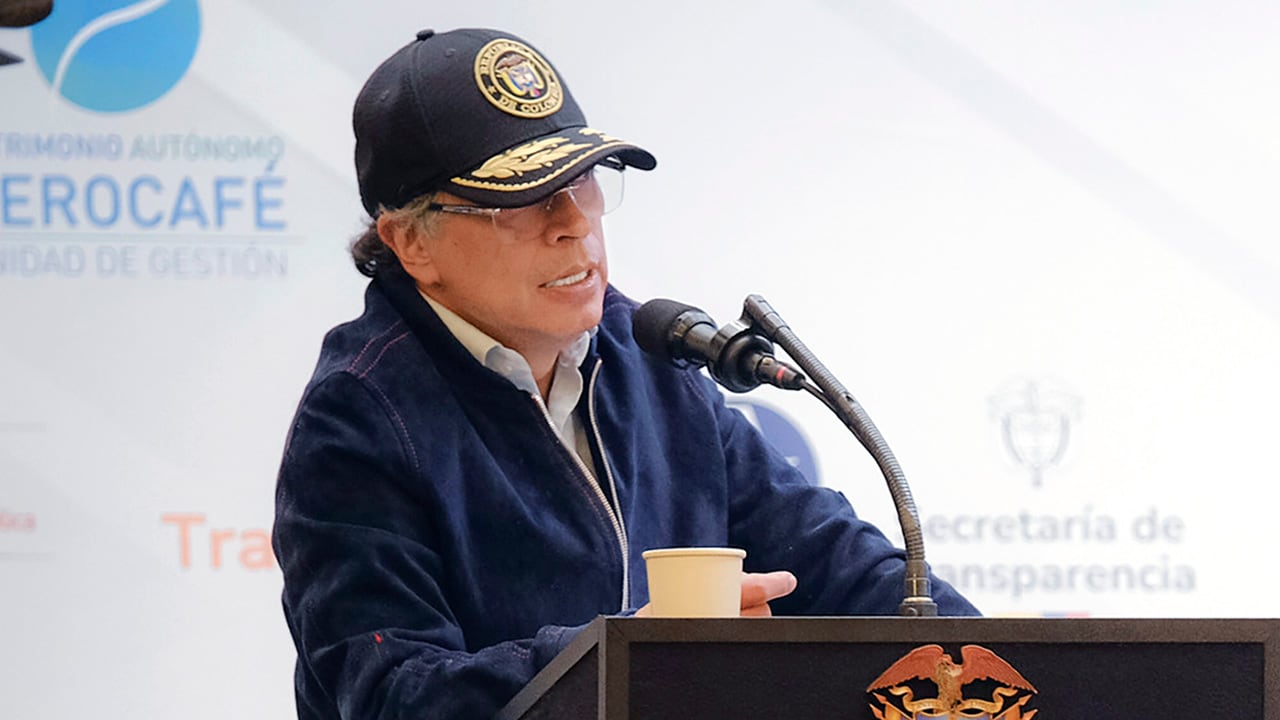 El 25 de agosto de 2025, el presidente Petro dijo que el contrato de Aerocafé se había entregado sin anticipo. Sus funcionarios no lo habían informado.