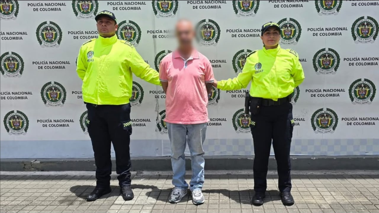 Según las investigaciones conjuntas del FBI y la DIJIN, Betancourt Gutiérrez huyó del territorio estadounidense en septiembre de 2025, mientras su caso se encontraba en plena etapa de juicio