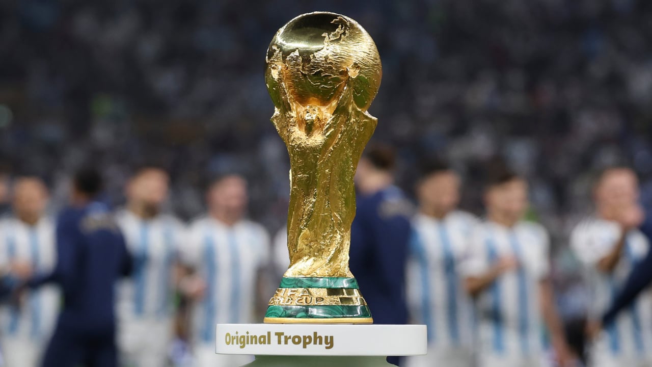 Trofeo del Mundial 2026 en la final de hace cuatro años en Catar