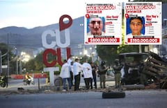 A través de su cuenta en la red social X, el ministro de Defensa, general retirado Pedro Sánchez, quien se encuentra en una licencia temporal de 20 días por un procedimiento médico programado desde el pasado 14 de julio, aseguró que las primeras investigaciones de la Fuerza Pública apuntan a alias David y alias Nay, también conocido como Nike, ambos señalados como integrantes del ELN, como los presuntos responsables de ordenar la acción terrorista.